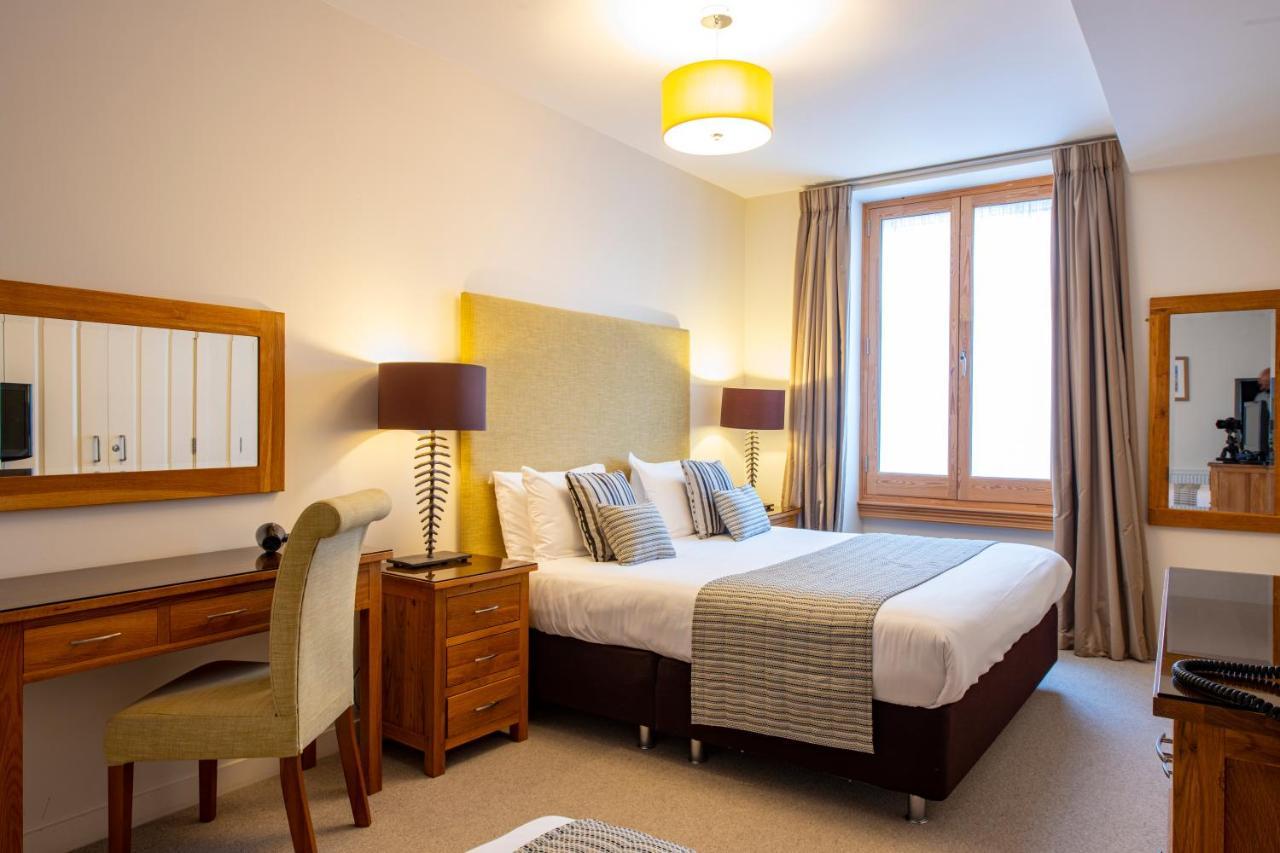 Inverness City Suites Exterior foto